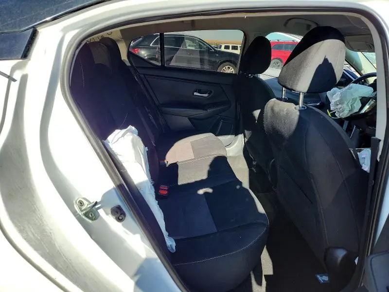 2022 NISSAN SENTRA SR  