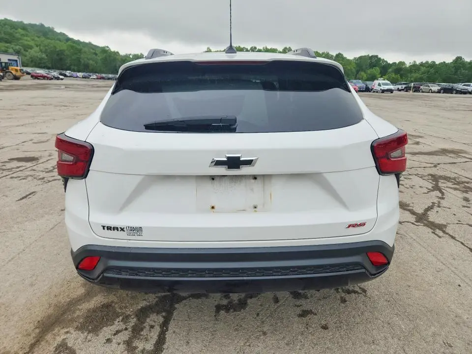 2024 CHEVROLET TRAX 2RS  