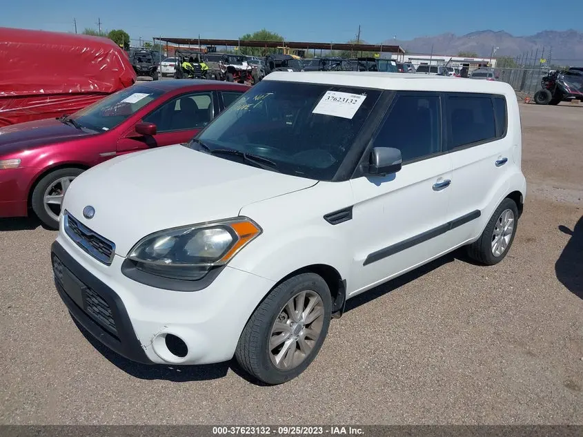 2013 KIA SOUL +