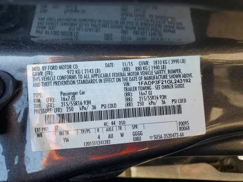 2016 FORD FOCUS SE  