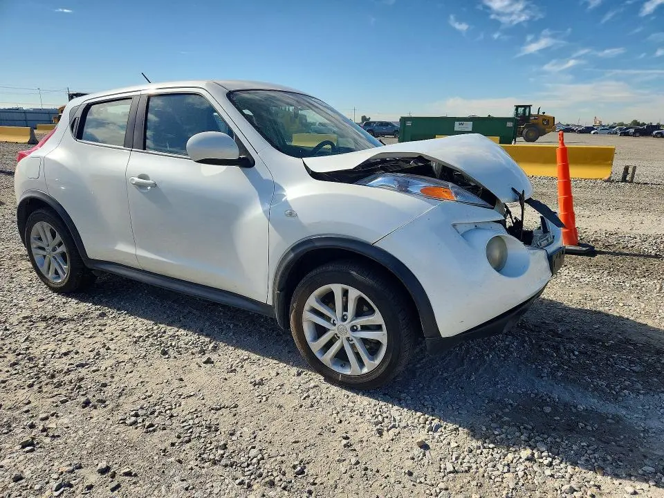 2013 NISSAN JUKE S  