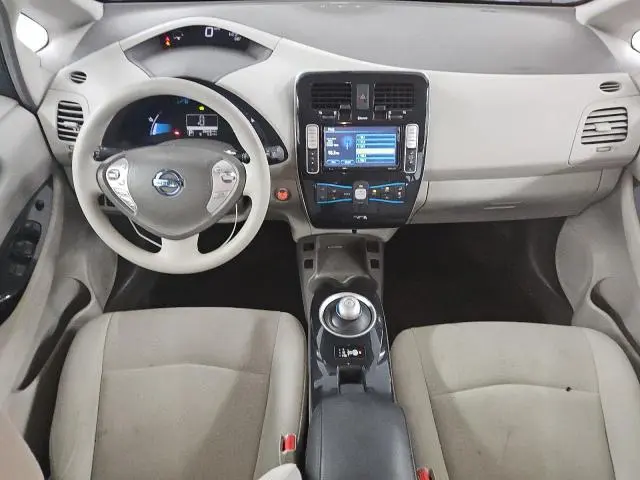 2011 NISSAN LEAF SV  
