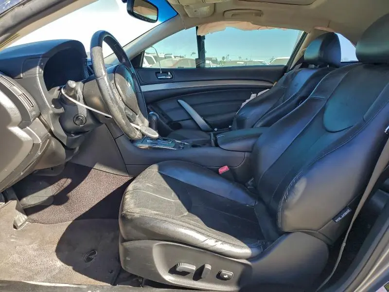 2010 INFINITI G37 BASE  