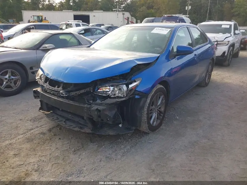 2017 TOYOTA CAMRY SE