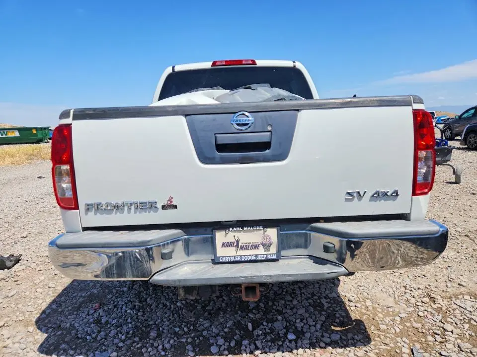 2016 NISSAN FRONTIER SV  
