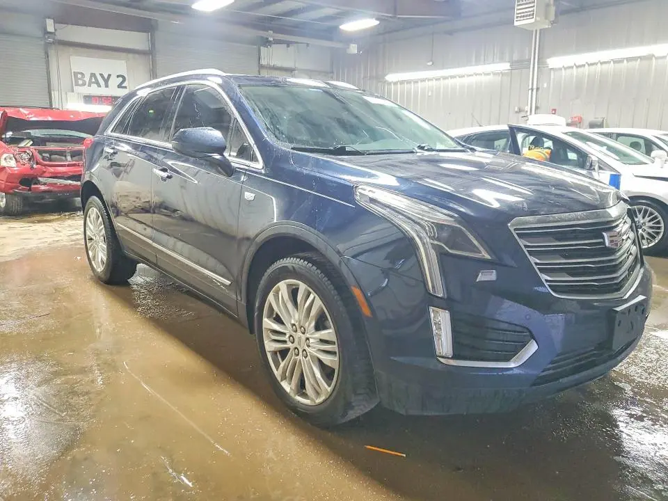 2017 CADILLAC XT5 PREMIUM LUXURY  
