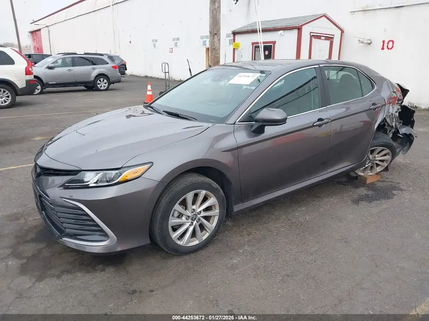 2023 TOYOTA CAMRY LE