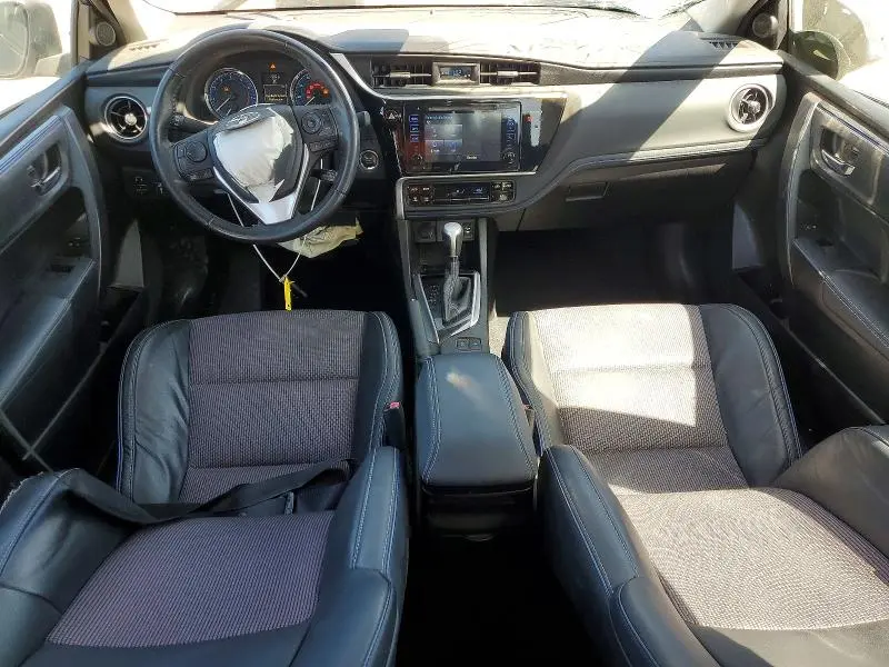 2017 TOYOTA COROLLA SE  