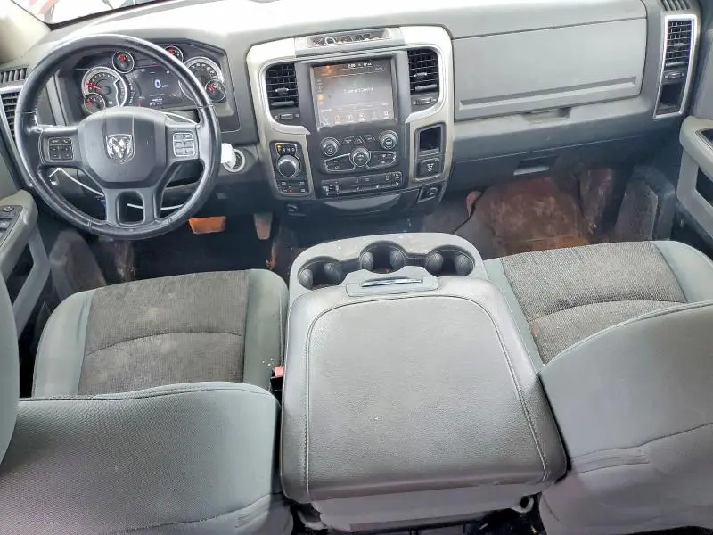 2014 RAM 1500 SLT  