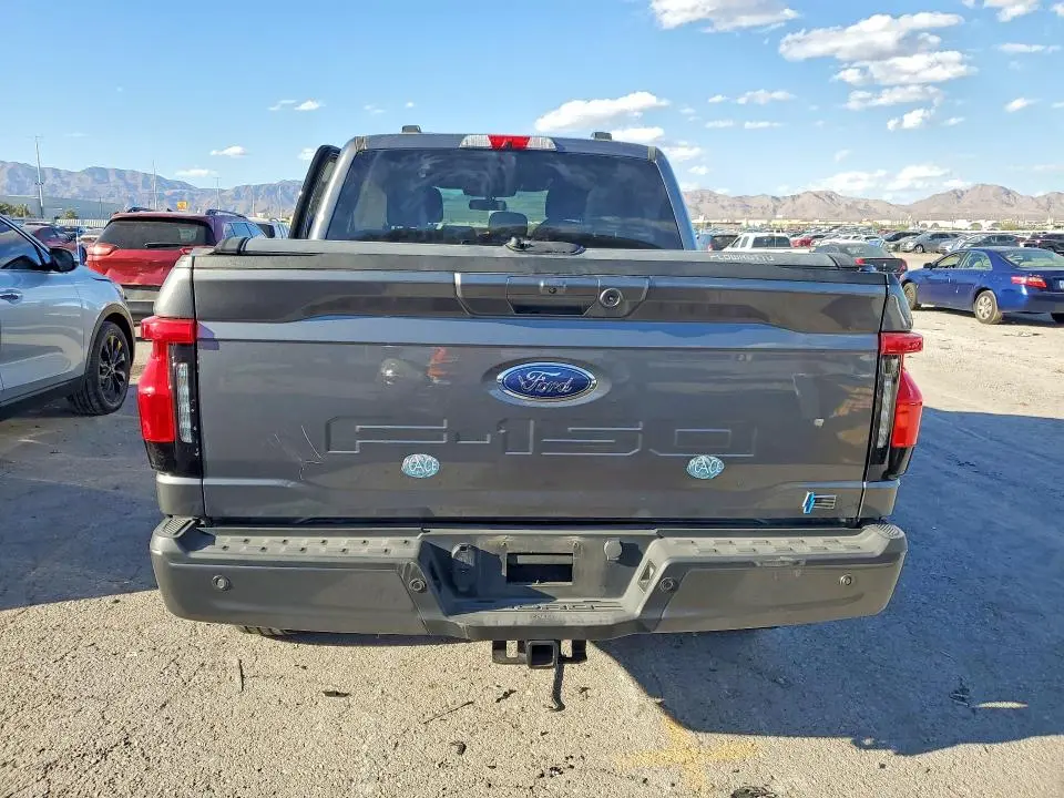 2023 FORD F150 LIGHTNING PRO  