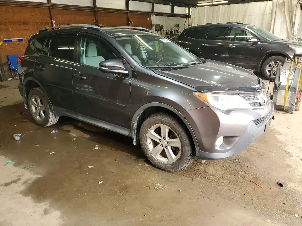 2014 TOYOTA RAV4 XLE  