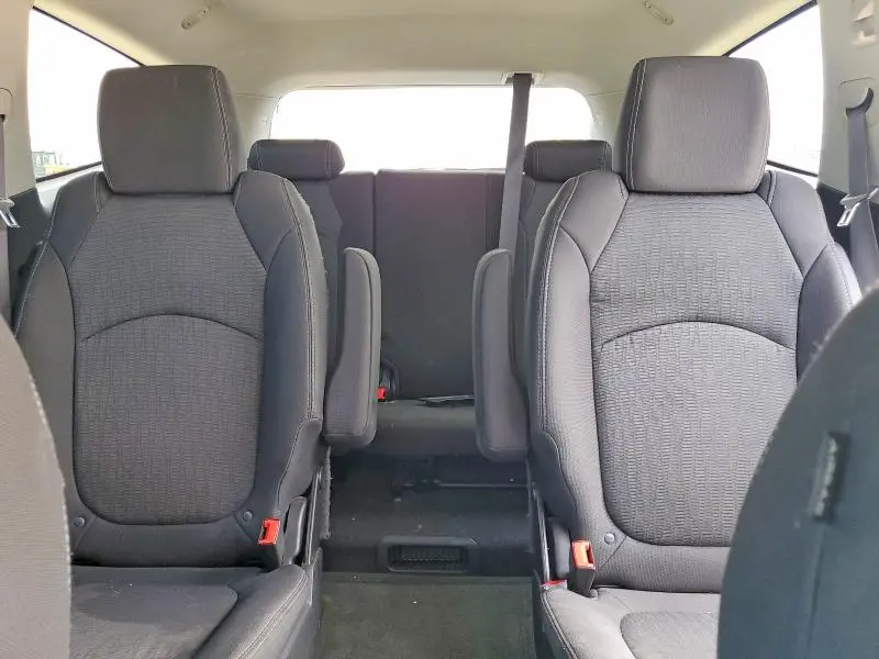 2014 CHEVROLET TRAVERSE LT  