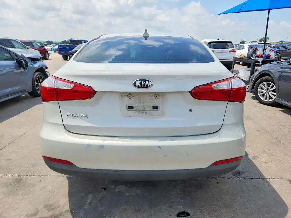 2014 KIA FORTE LX  