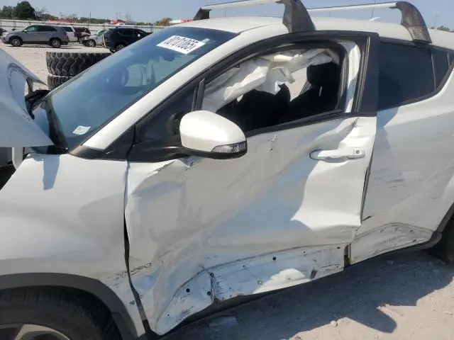 2018 TOYOTA C-HR XLE