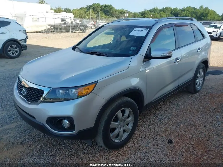 2012 KIA SORENTO LX