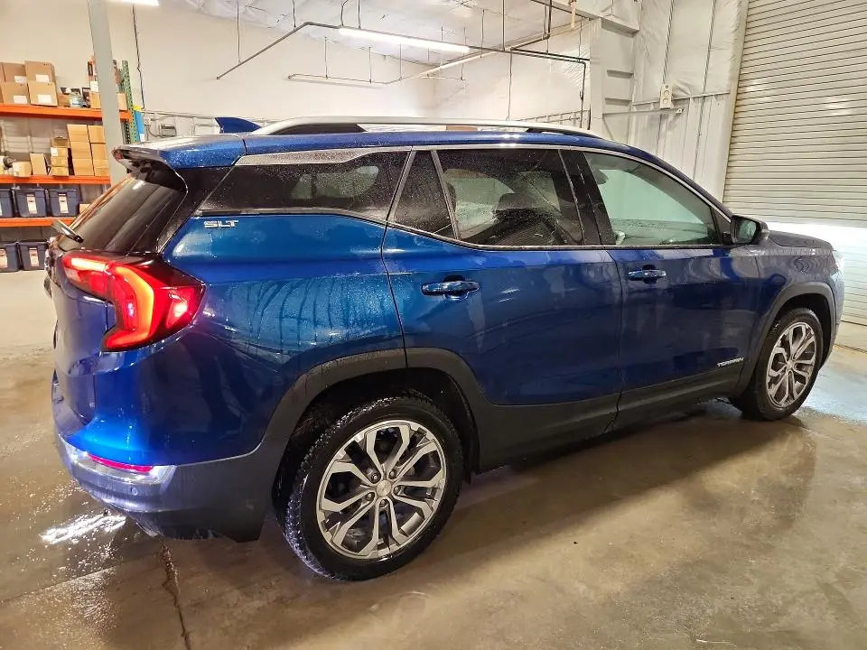 2020 GMC TERRAIN SLT  