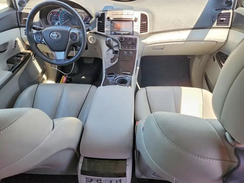 2015 TOYOTA VENZA LIMITED  