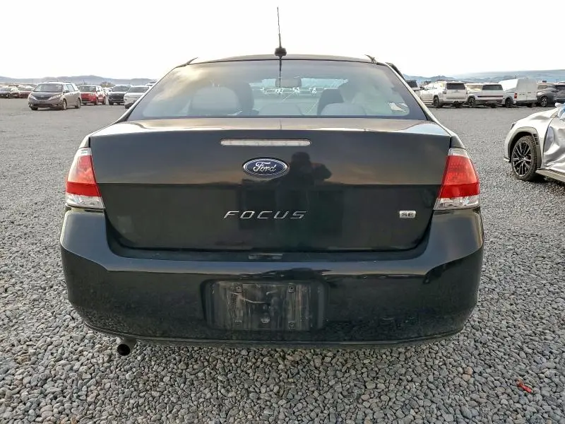 2010 FORD FOCUS SE  