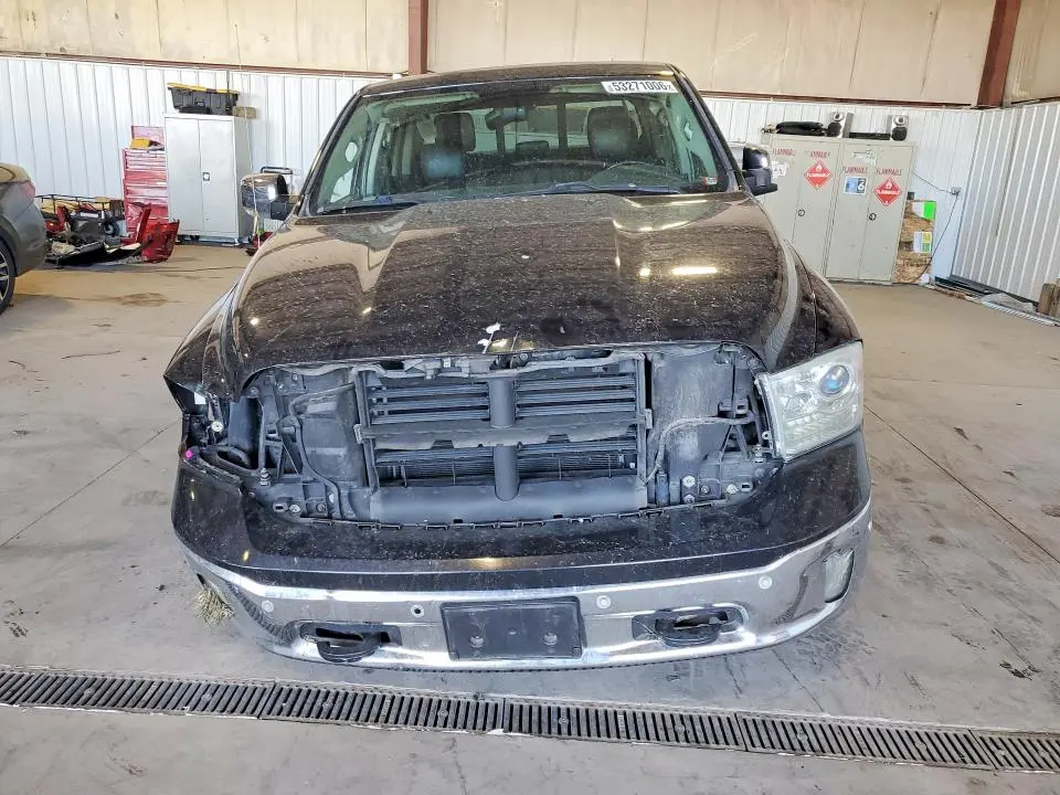 2016 RAM 1500 LARAMIE  