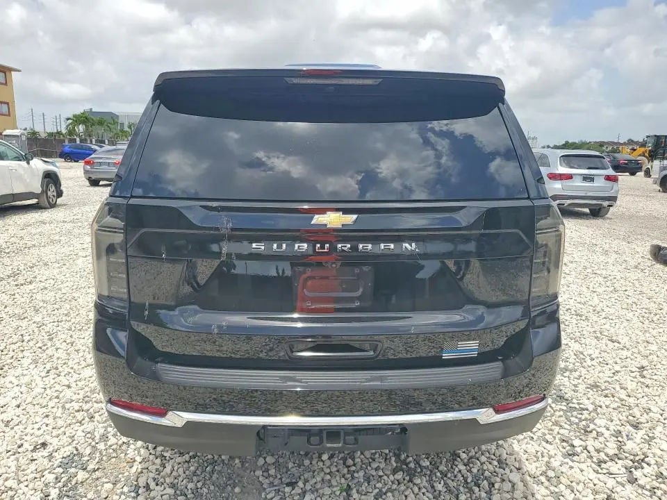 2025 CHEVROLET SUBURBAN C1500 LT  