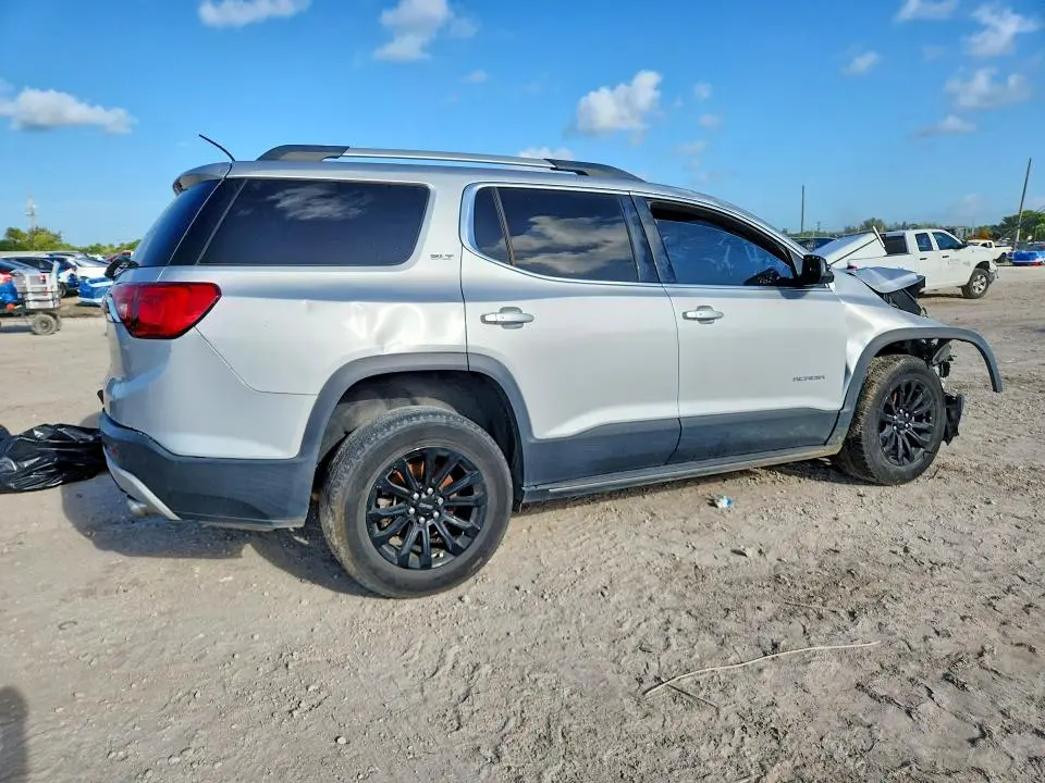 2017 GMC ACADIA SLT-1  