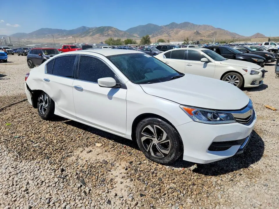 2017 HONDA ACCORD LX  