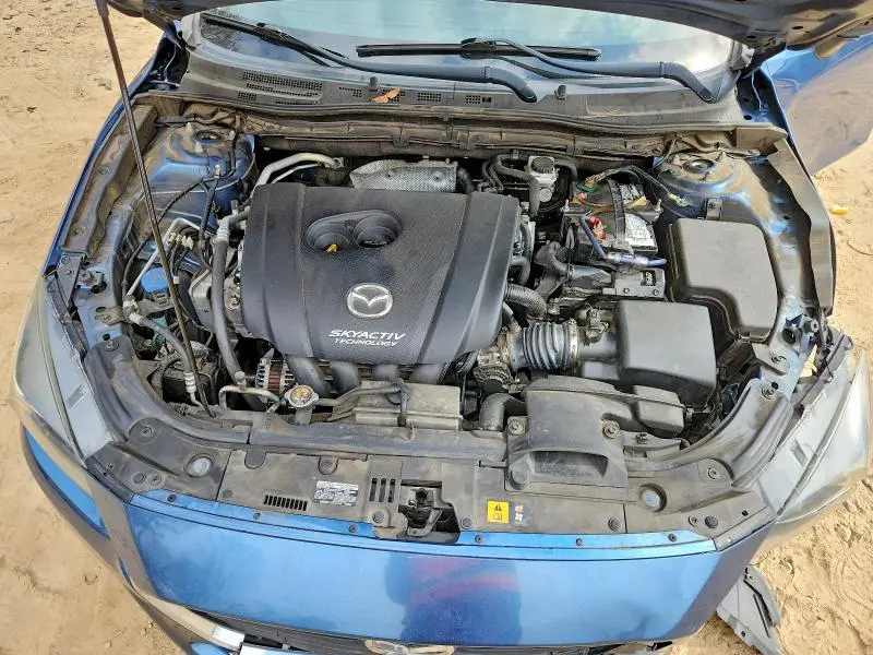 2018 MAZDA 3 TOURING  