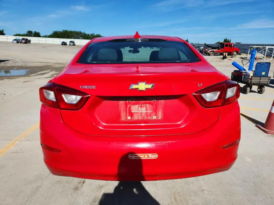 2018 CHEVROLET CRUZE LT  
