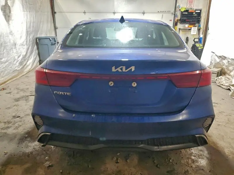2022 KIA FORTE FE  