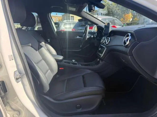 2019 MERCEDES-BENZ GLA 250 4MATIC  