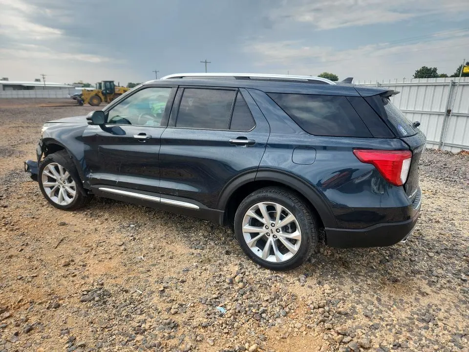 2022 FORD EXPLORER PLATINUM  