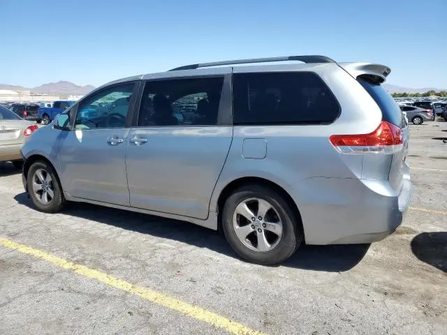2011 TOYOTA SIENNA LE  