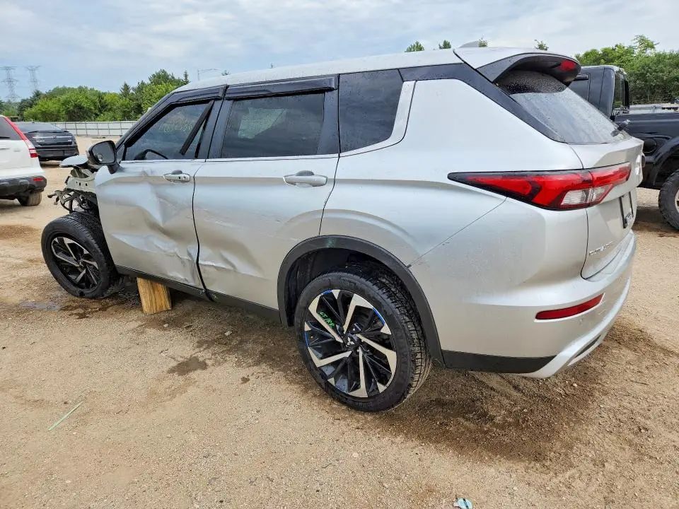 2023 MITSUBISHI OUTLANDER SE  