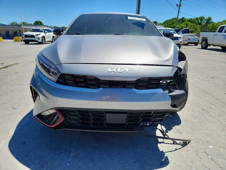 2023 KIA FORTE GT  