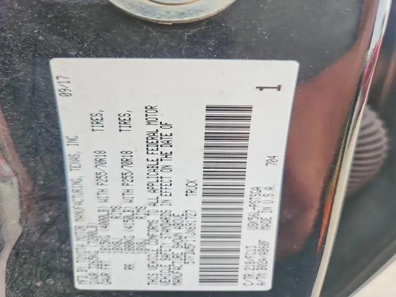 2018 TOYOTA TUNDRA CREWMAX SR5  