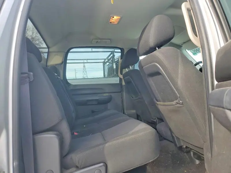 2011 CHEVROLET SILVERADO K1500 LS  