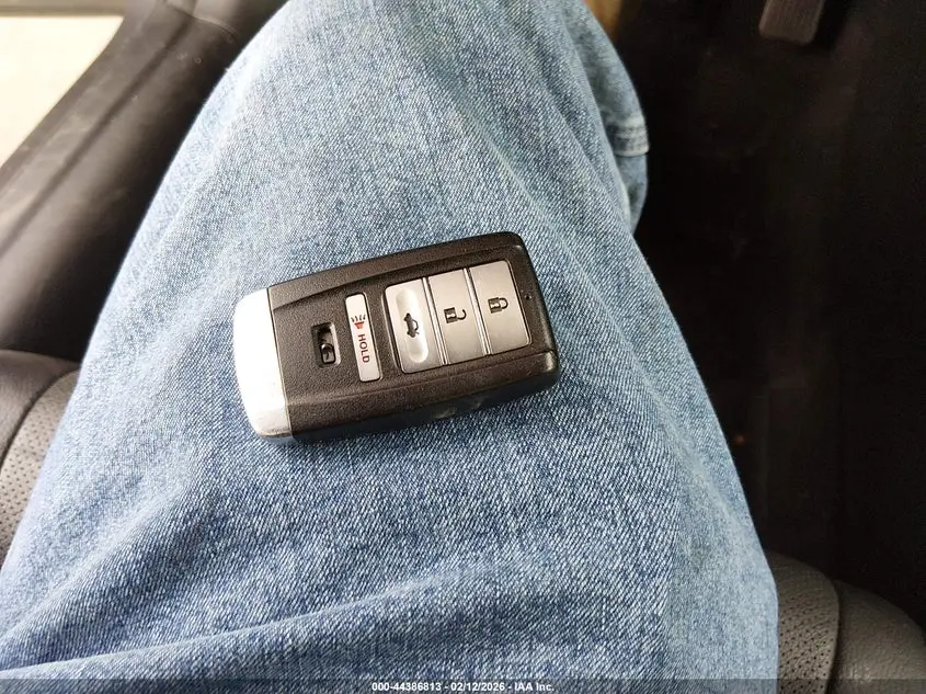 2017 ACURA ILX PREMIUM PACKAGE/TECHNOLOGY PLUS PACKAGE