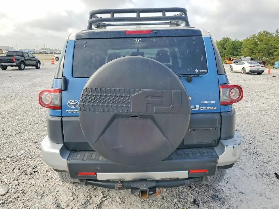 2013 TOYOTA FJ CRUISER BASE  