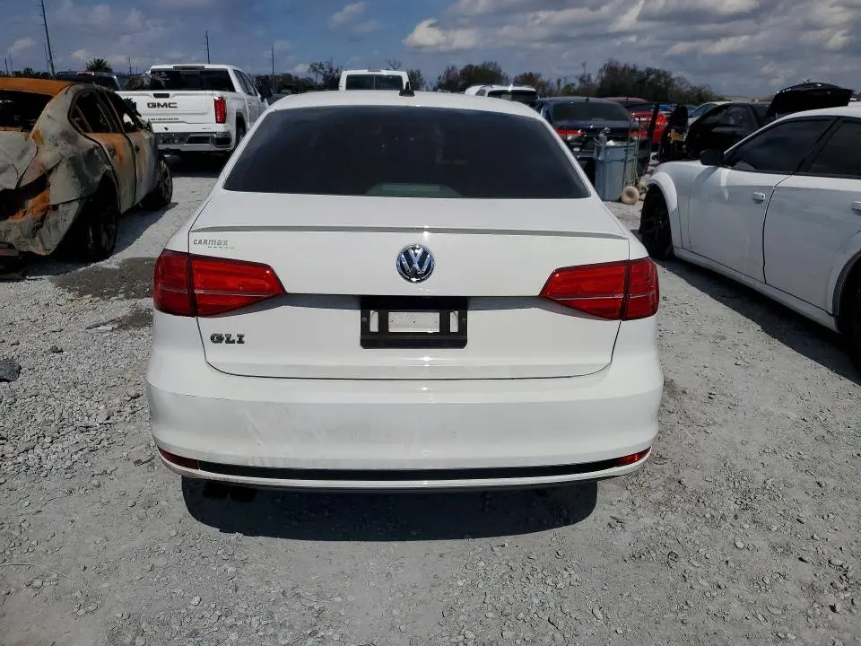 2015 VOLKSWAGEN JETTA GLI  