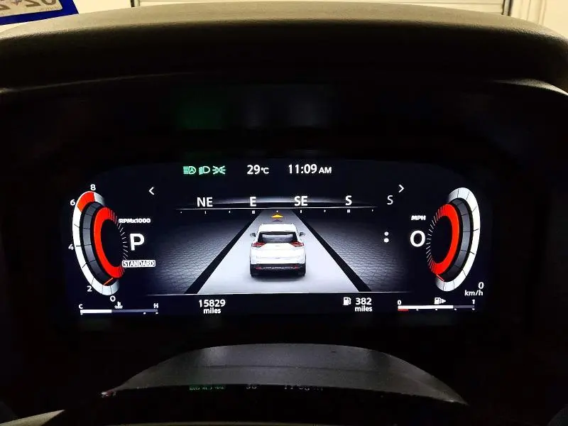 2025 NISSAN ROGUE SL  