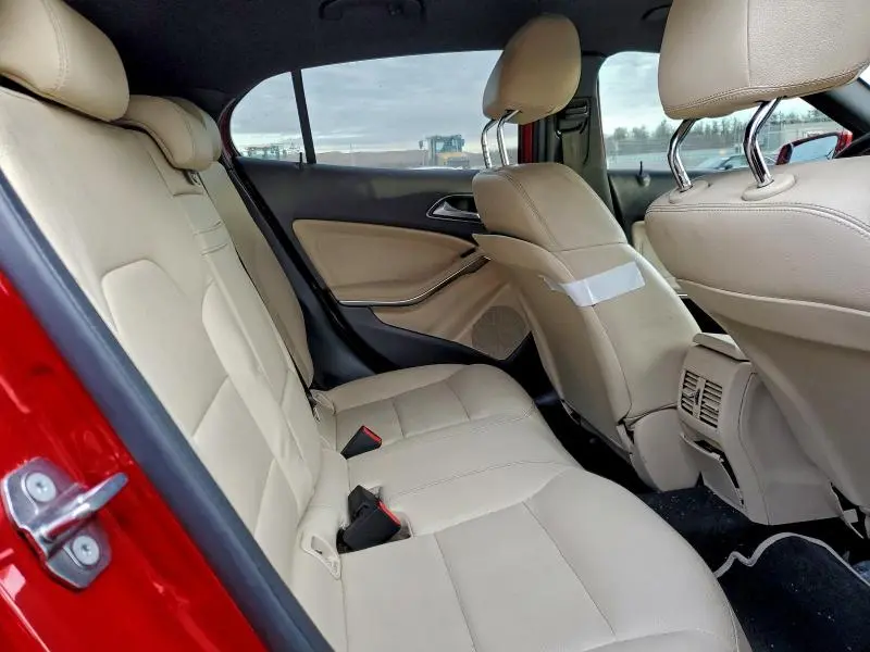 2018 MERCEDES-BENZ GLA 250  