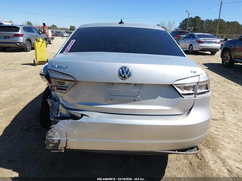 2015 VOLKSWAGEN PASSAT 1.8T LIMITED EDITION