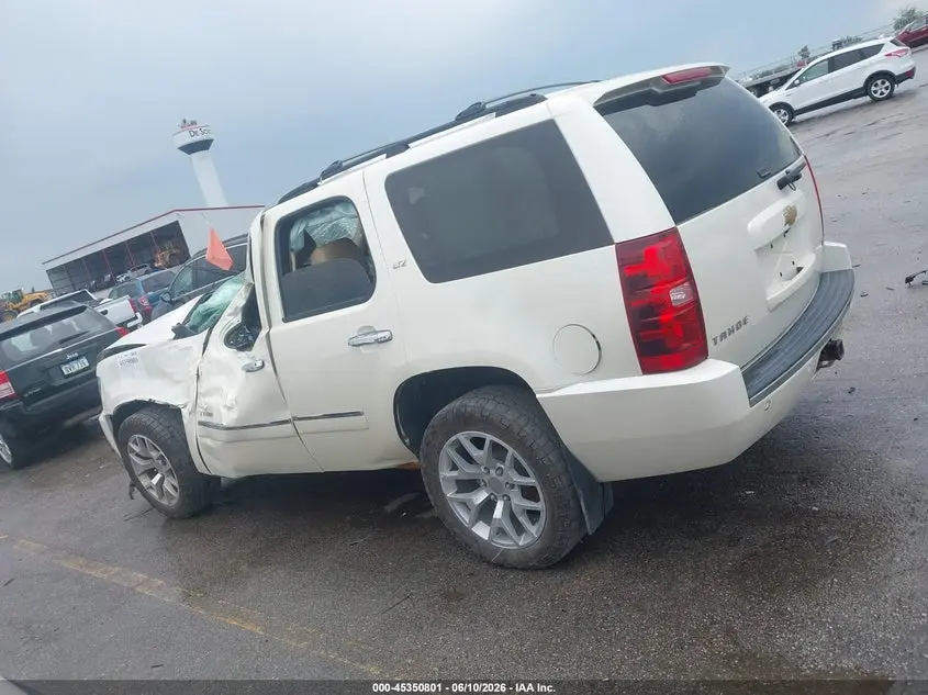 2011 CHEVROLET TAHOE LTZ