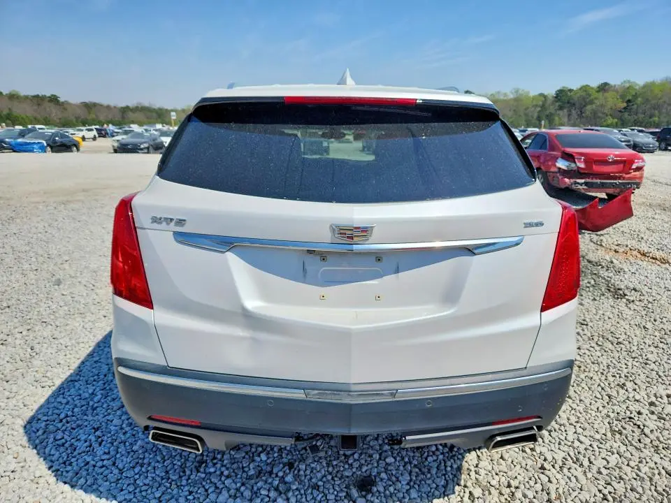 2017 CADILLAC XT5 PREMIUM LUXURY  