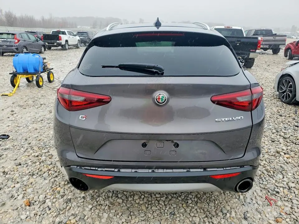 2018 ALFA ROMEO STELVIO   