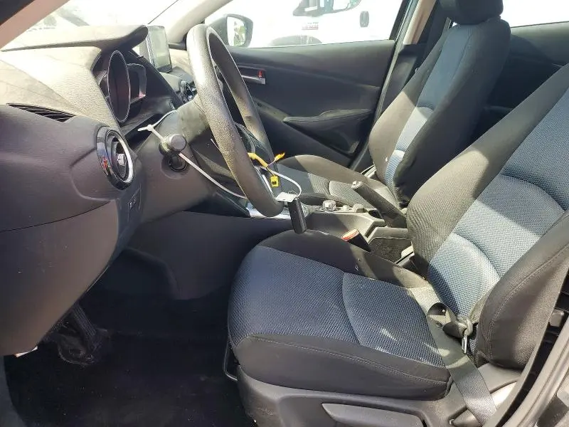 2017 TOYOTA YARIS IA BASE  