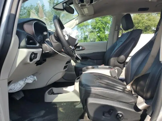 2017 CHRYSLER PACIFICA TOURING L PLUS  