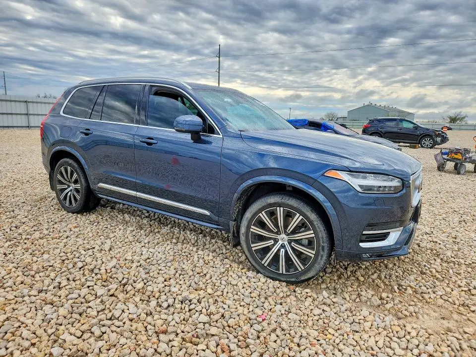 2023 VOLVO XC90 PLUS  