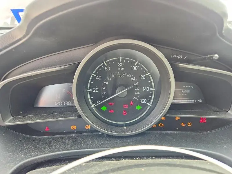 2018 MAZDA 3 TOURING  