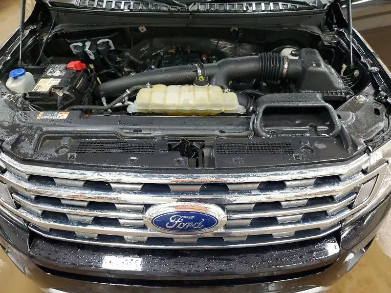 2021 FORD EXPEDITION XLT  